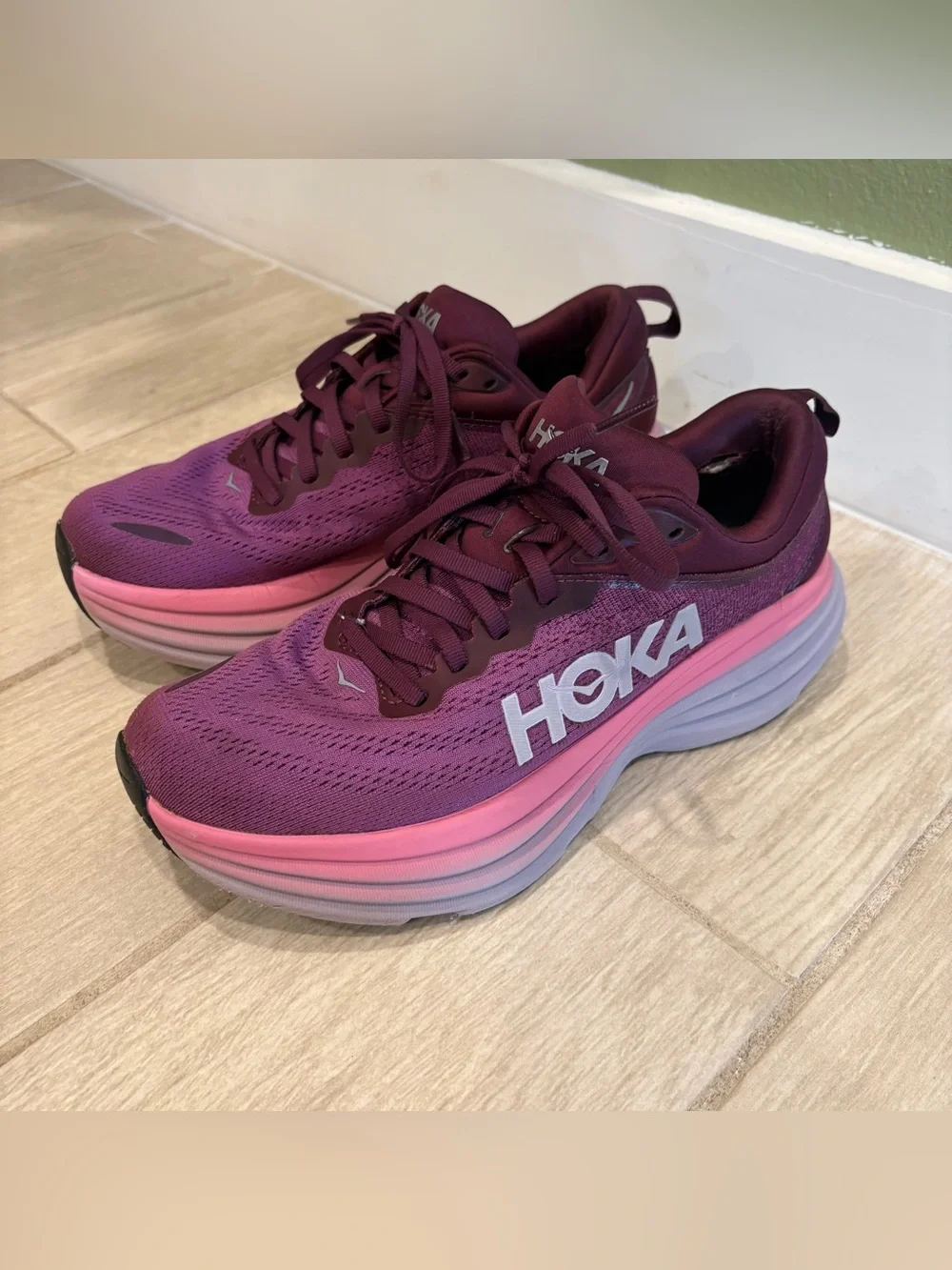 Hoka Bondi 8 Purple / Pink